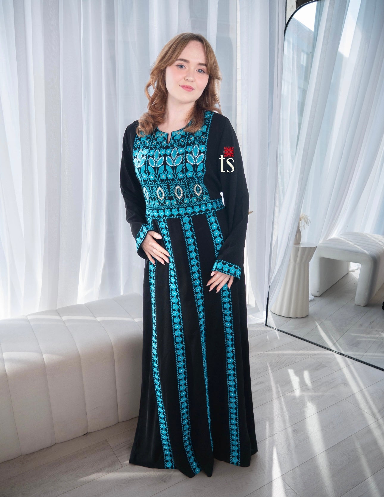 The Flower Embroidered Thobe
