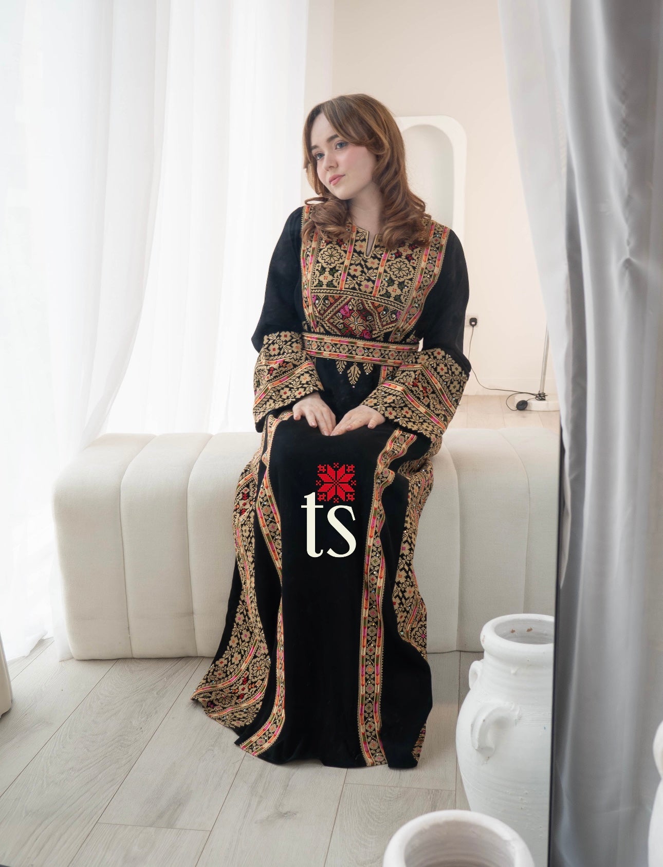 Ramallah Gold Elegance Thobe