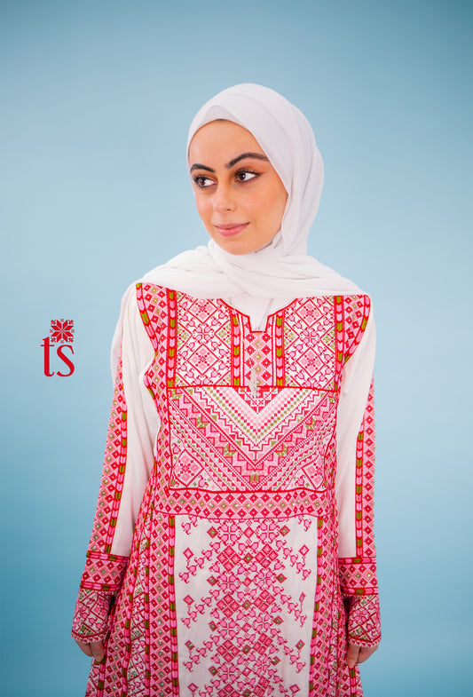 The Nablus Warda Thobe