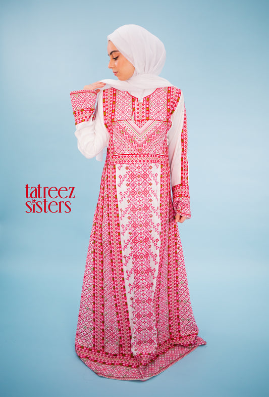 The Nablus Warda Thobe