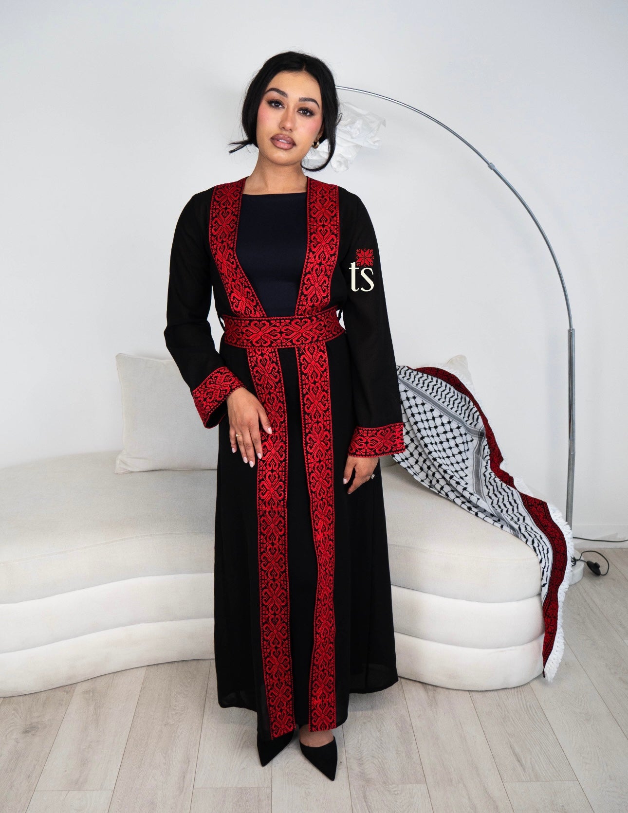 Black Tatreez Abaya