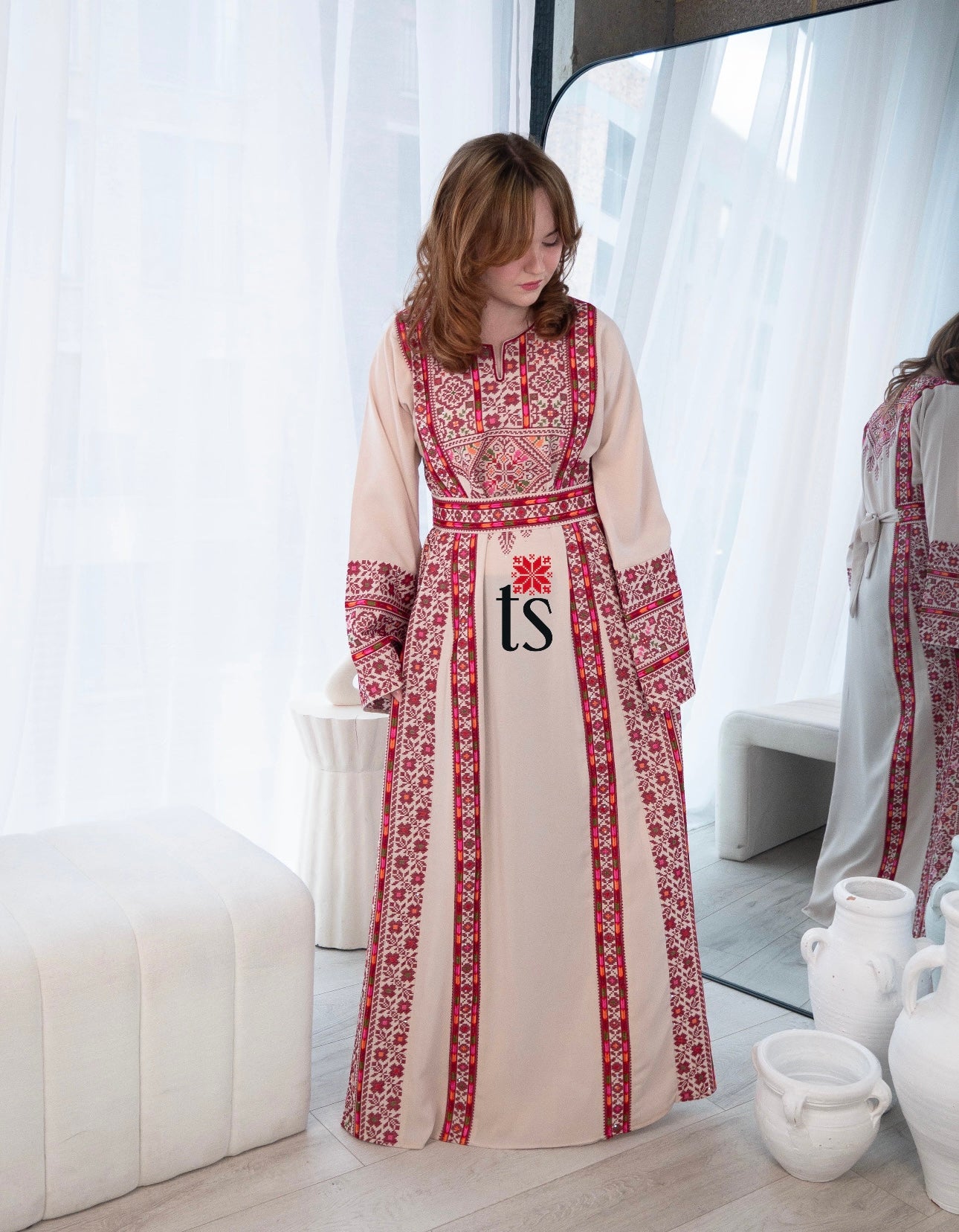 Ramallah Rose Elegance Thobe