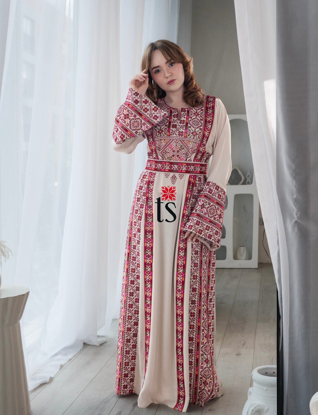 Ramallah Rose Elegance Thobe