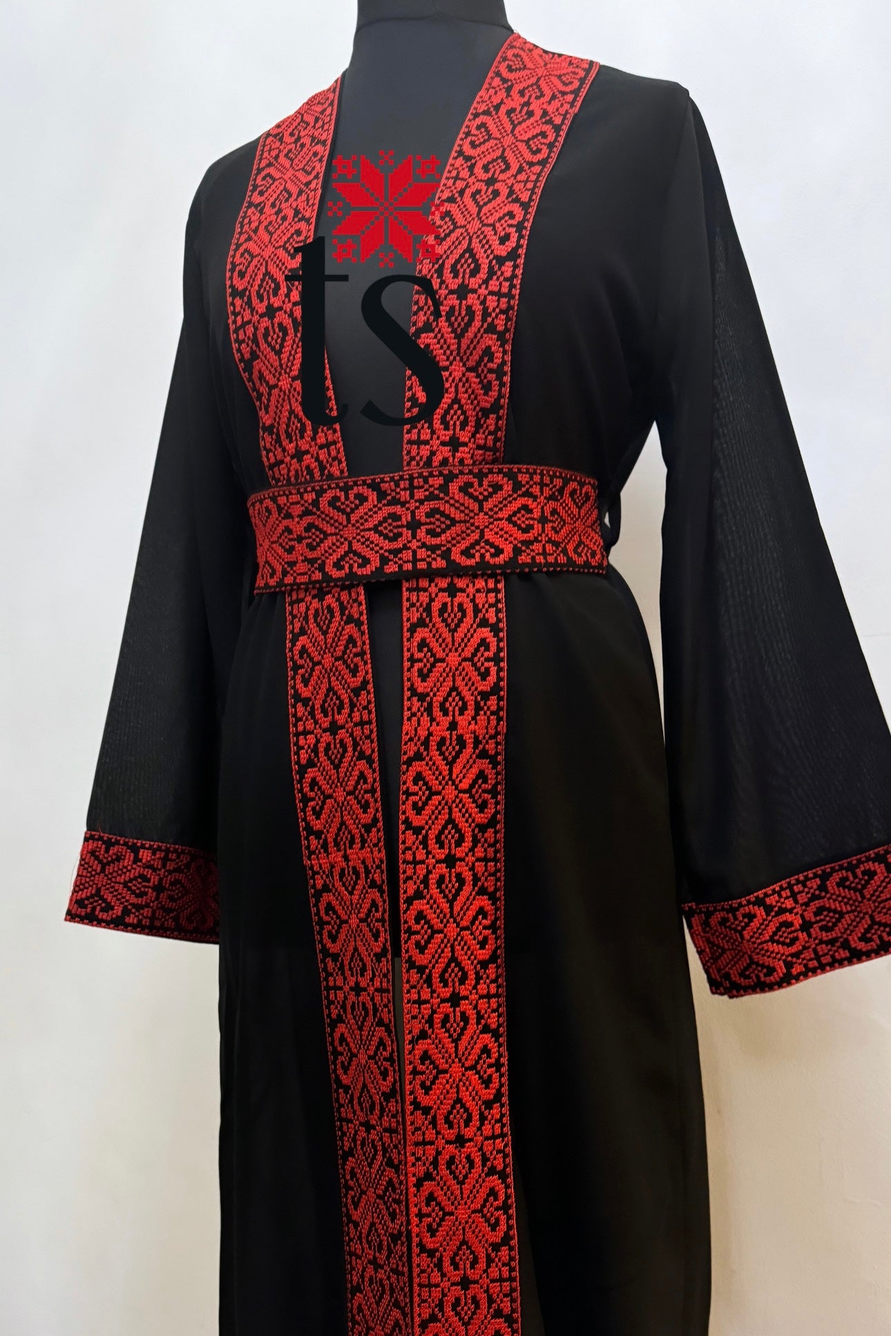 Black Tatreez Abaya