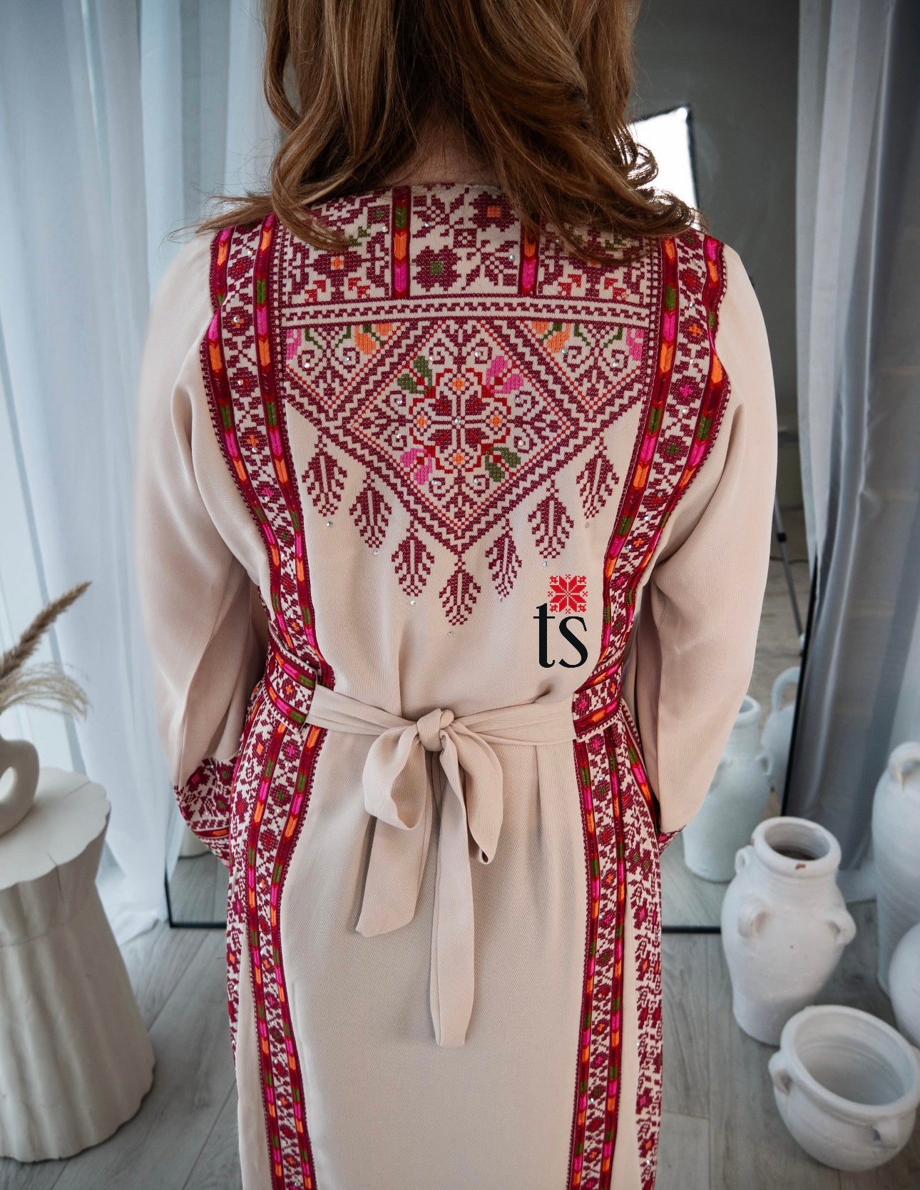 Ramallah Rose Elegance Thobe